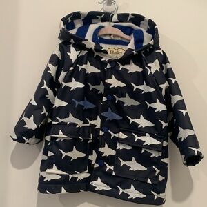 Hatley colour changing shark rain coat size 12-18 months.